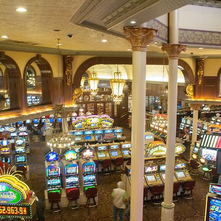 Main Street Station Casino Brewery And Hotel Лас-Вегас Экстерьер фото